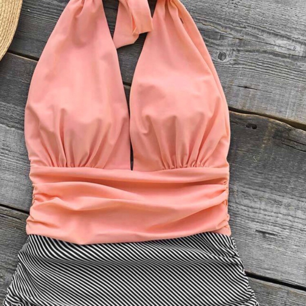 Gorgeous swimsuit
